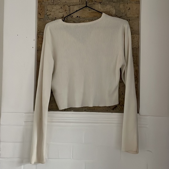 White Vintage Cropped Knit - Picture 7 of 7